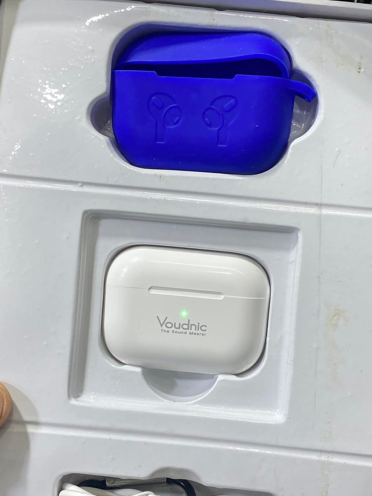 Voidnic Sound Master Wireless Earbuds Led Charging Bluetooth Case